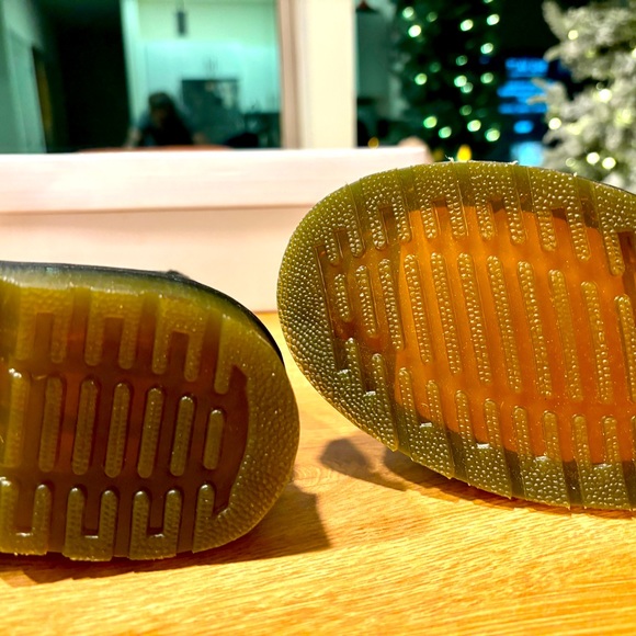 Christmas gift - never worn - brand new Chelsea boot Dr. Martin’s Black Leather - Picture 4 of 5